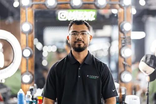 Oscar - Barber at Razorz Barbershop